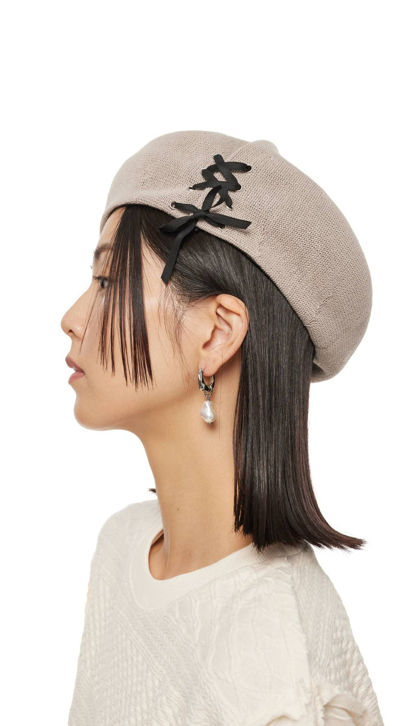 Lacing The Dart Beret