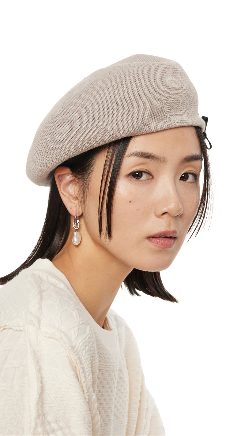 Lacing The Dart Beret