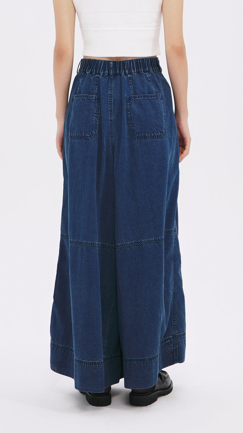 Wide-leg Jeans