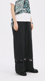 Cut Out Trims Jeans