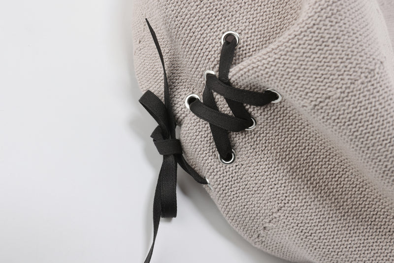 Lacing The Dart Beret
